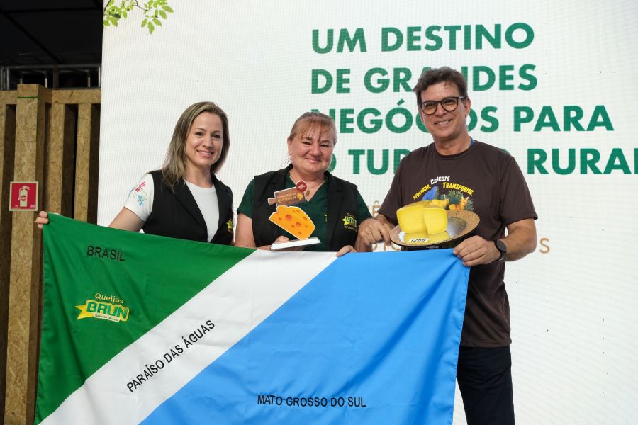 Com apoio do Senar/MS, Silvana formaliza o queijo “único no mundo” criado pelo pai