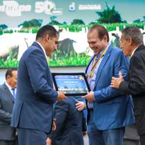 50 anos da Embrapa: Presidente da Famasul recebe medalha na CMCG
