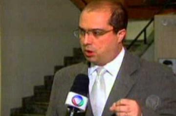 Embedded thumbnail for Record Rural - Entrevista com o assessor jurídico Carlo Daniel Coldibelli